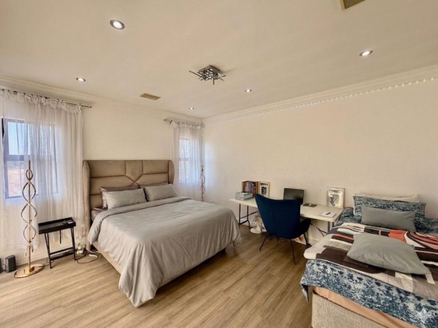 4 Bedroom Property for Sale in Birdwood Estate North West